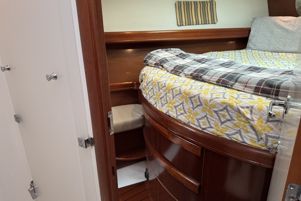 Vesper 42ft Beneteau Yacht For Sale