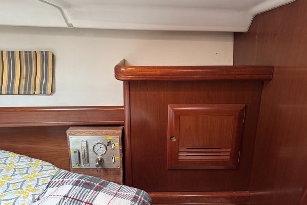 Beneteau 423 Yacht For Sale