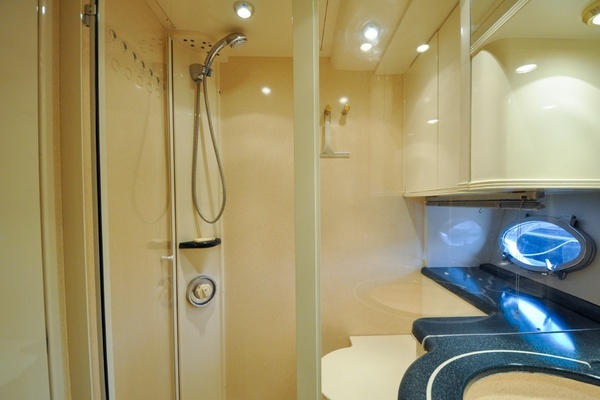1996 Azimut 54