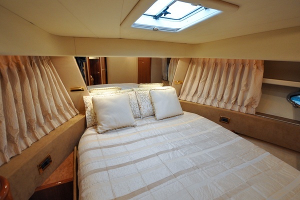 1996 Azimut 54