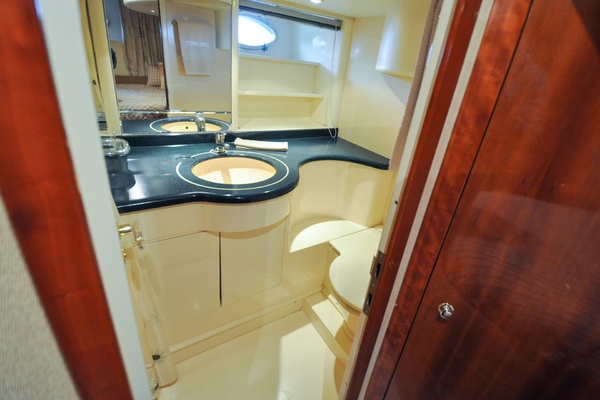 Calmati 54ft Azimut Yacht For Sale