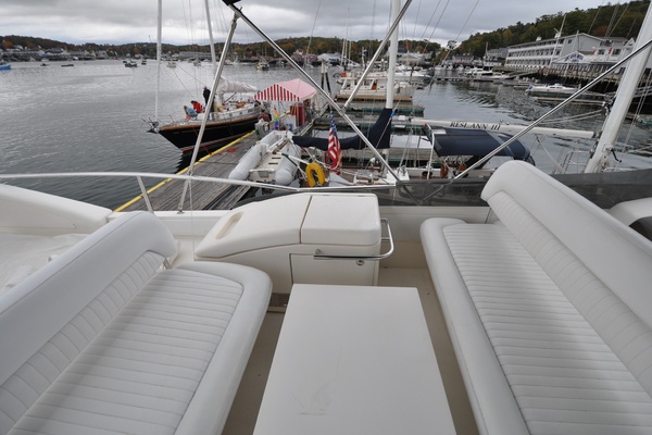 Calmati 54ft Azimut Yacht For Sale