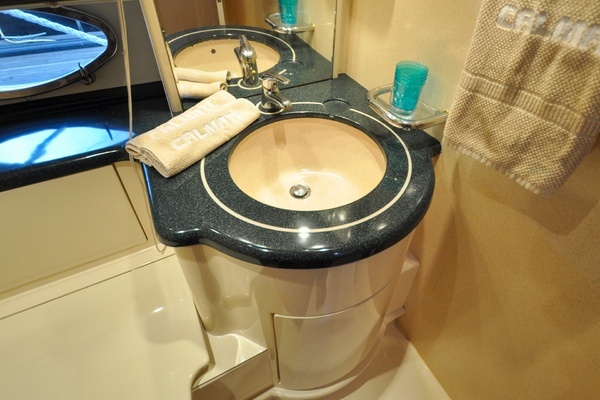 1996 Azimut 54