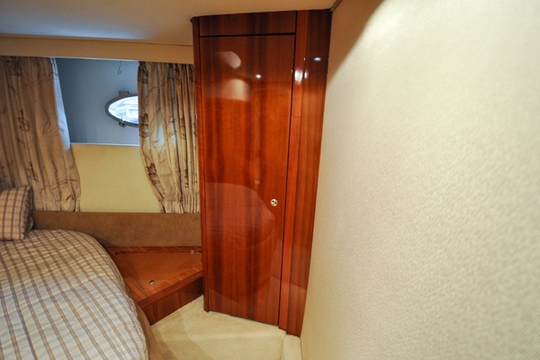 Calmati 54ft Azimut Yacht For Sale