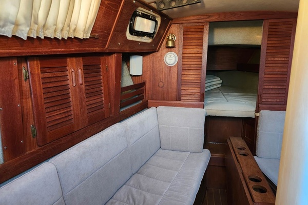Fortunate Son 44ft Viking Yacht For Sale