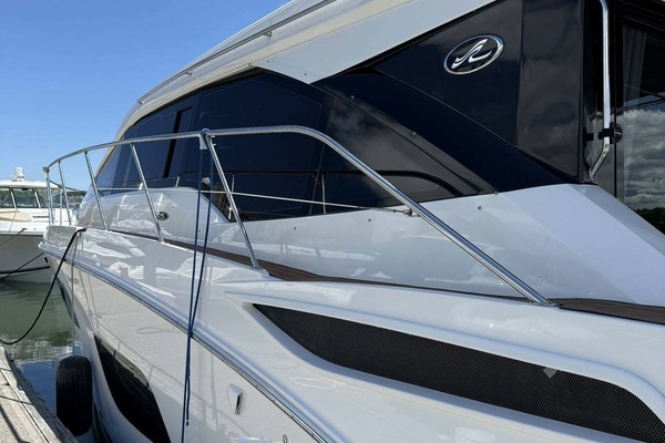 Sea Ray  Yacht For Sale