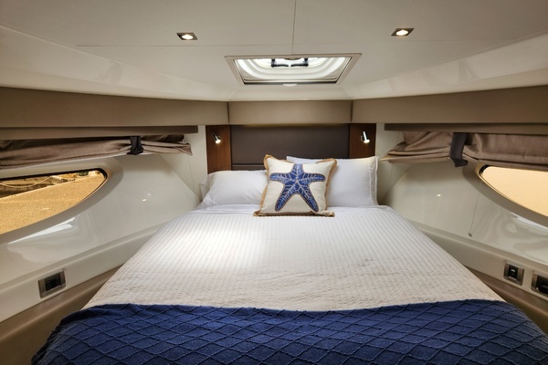 Sea Ray  Yacht For Sale