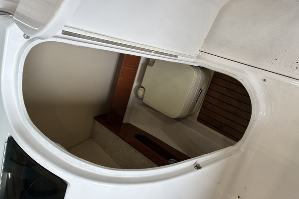 25ft Regal Yacht For Sale