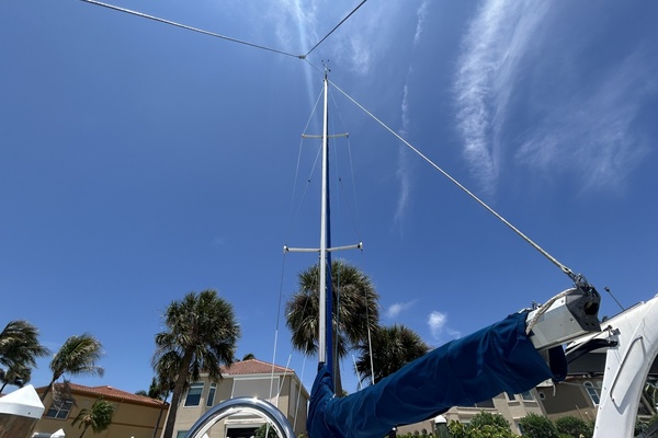 DRAGON FLY 28ft Catalina Yacht For Sale