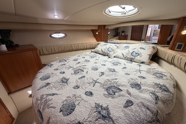 2004 Meridian 41