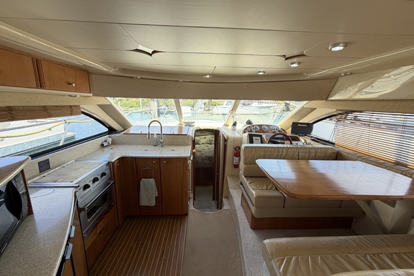 2004 Meridian 41