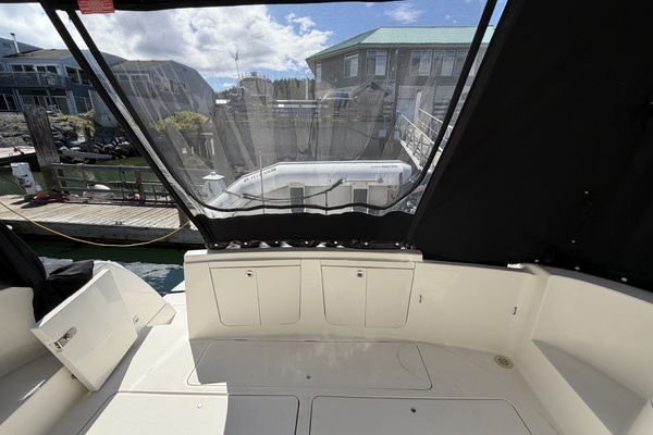 2004 Meridian 41