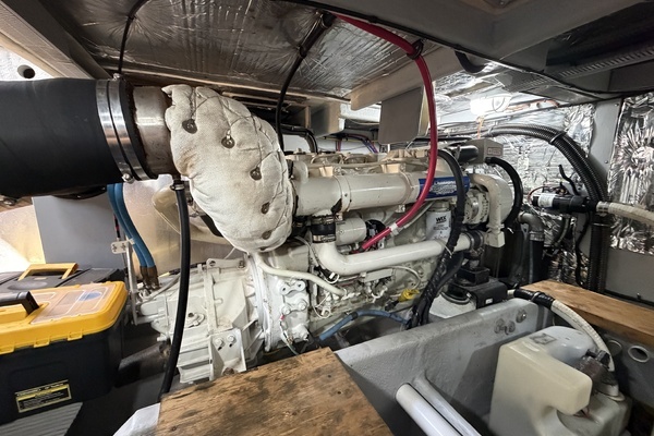 2004 Meridian 41
