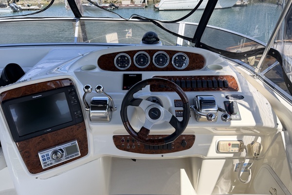 2004 Meridian 41