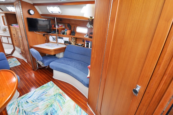 Kanga 42ft Catalina Yacht For Sale