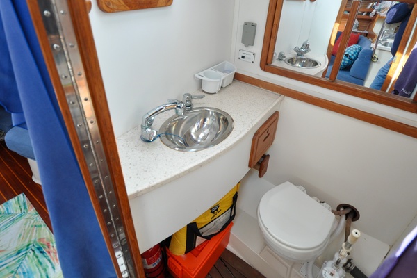 Kanga 42ft Catalina Yacht For Sale