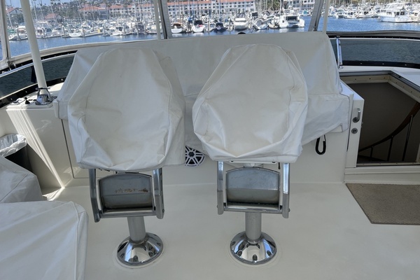Helm chairs