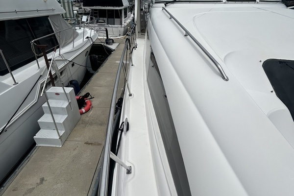 2004 Sea Ray 39