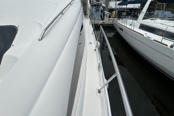 2004 Sea Ray 39
