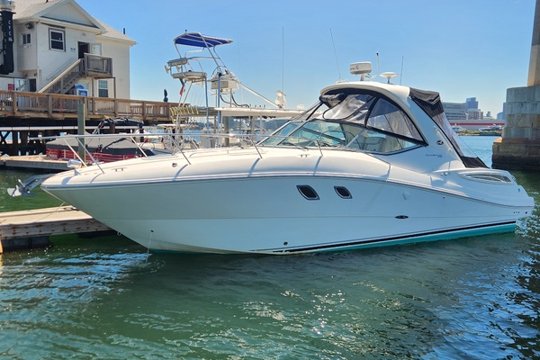 33ft Sea Ray Yacht For Sale