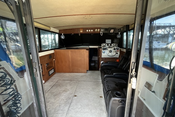 34ft Fiberform Yacht For Sale