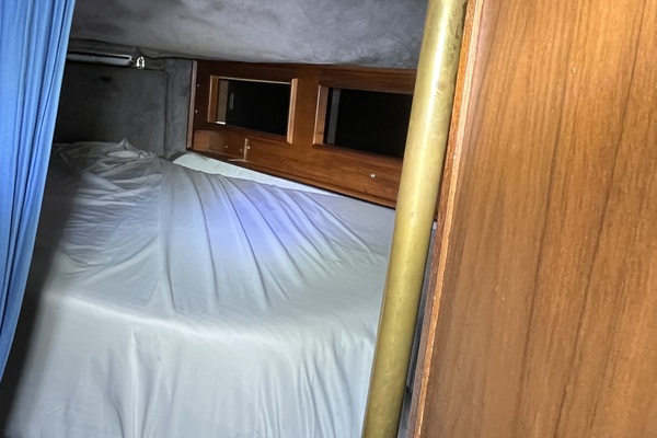 34ft Fiberform Yacht For Sale