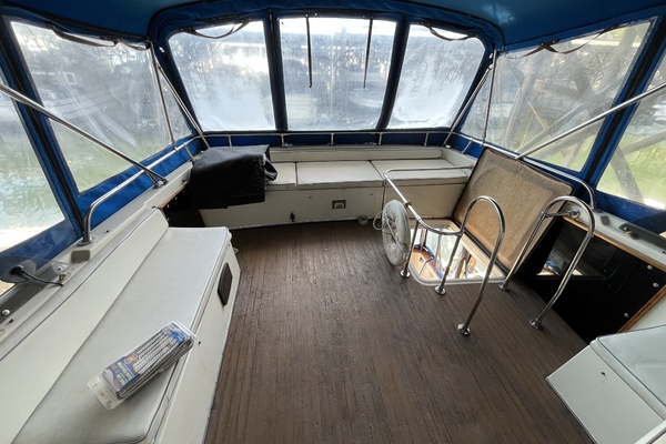 34ft Fiberform Yacht For Sale