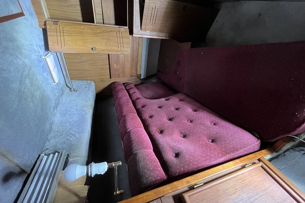 34ft Fiberform Yacht For Sale
