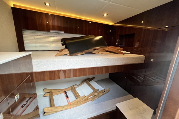 50ft Cruisers Yachts Yacht For Sale