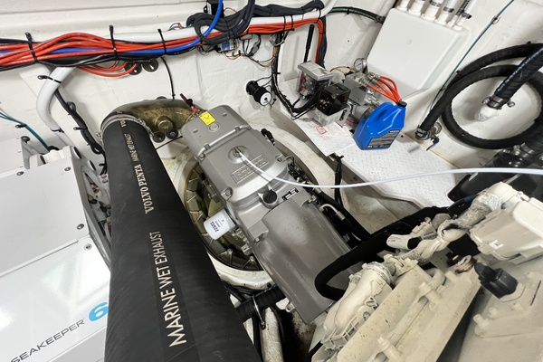 50ft Cruisers Yachts Yacht For Sale