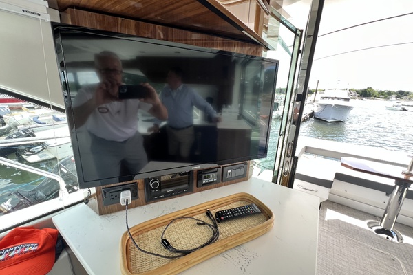 50ft Cruisers Yachts Yacht For Sale