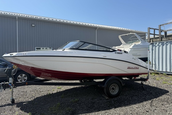 19-ft-Yamaha Boats-2014-- Buffalo New York United States  yacht for sale