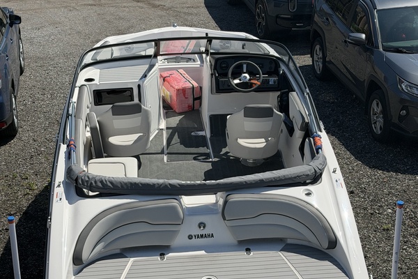 19ft Yamaha Boats Yacht For Sale
