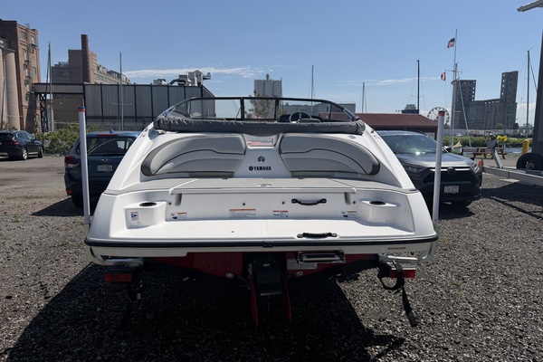 19ft Yamaha Boats Yacht For Sale