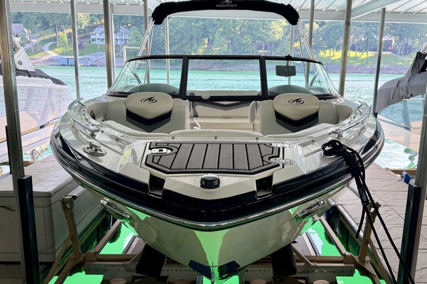 23ft Monterey Yacht For Sale