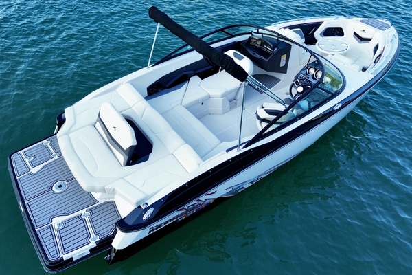 23ft Monterey Yacht For Sale