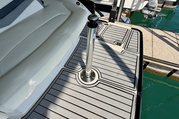 23ft Monterey Yacht For Sale