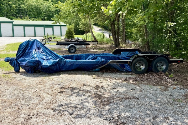 23ft Monterey Yacht For Sale