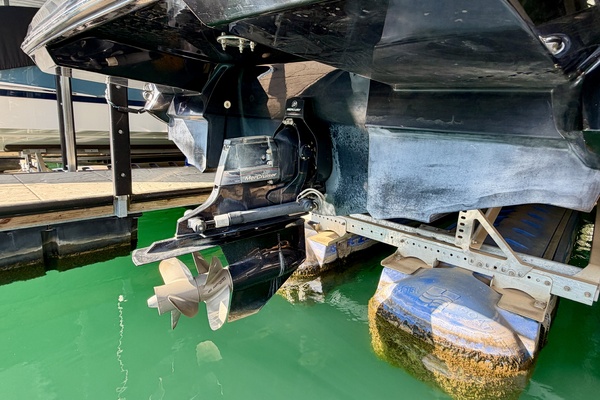 23ft Monterey Yacht For Sale