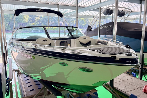 23ft Monterey Yacht For Sale