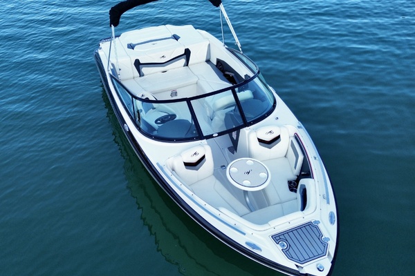23ft Monterey Yacht For Sale