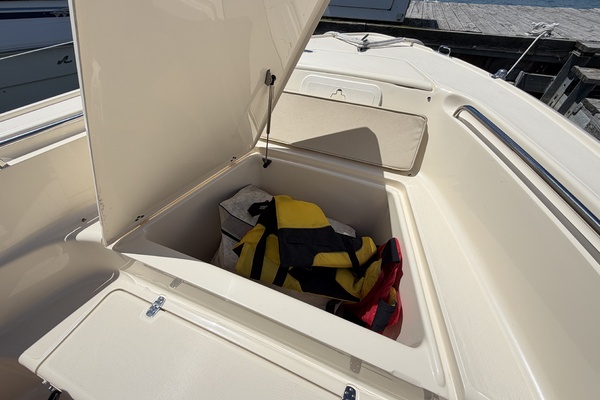 24ft Scout Yacht For Sale