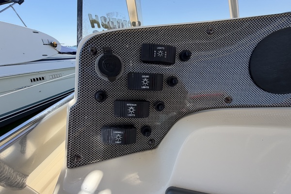 24ft Scout Yacht For Sale