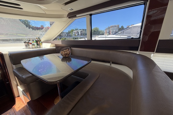 47ft Meridian Yacht For Sale