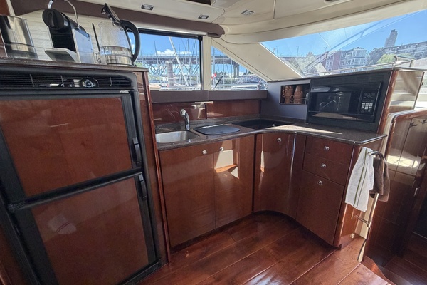 47ft Meridian Yacht For Sale