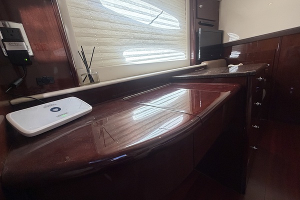 47ft Meridian Yacht For Sale