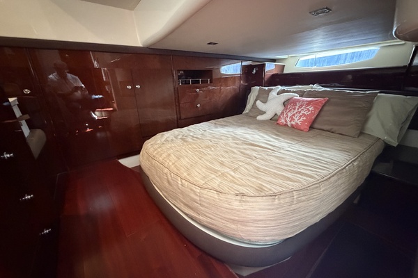 47ft Meridian Yacht For Sale