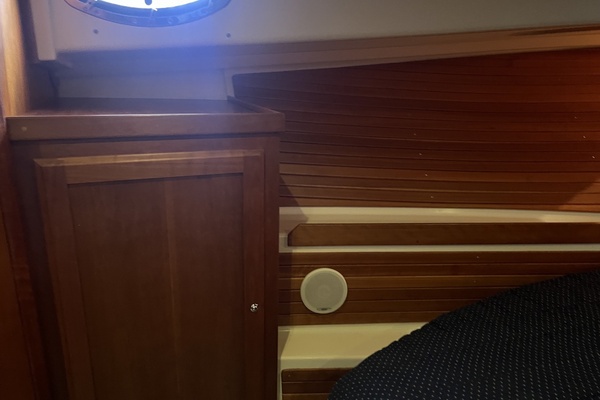 Last One 37ft Back Cove Yacht For Sale