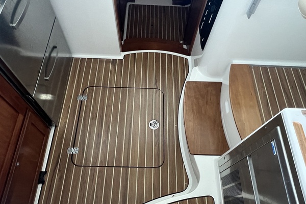 Last One 37ft Back Cove Yacht For Sale