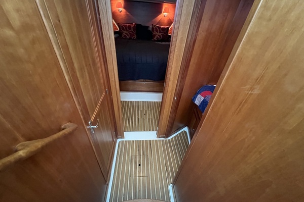 Last One 37ft Back Cove Yacht For Sale